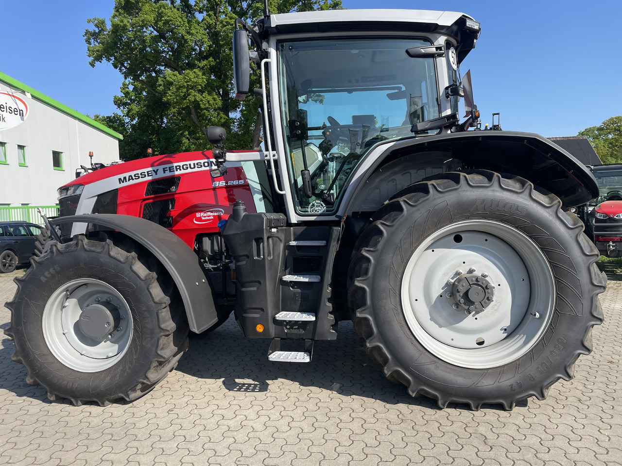 Massey Ferguson 8S.265 Dyna-VT EXCLUSIVE - Tractor: foto 1 Massey Ferguson 8S.265 Dyna-VT EXCLUSIVE - Tractor: foto 1