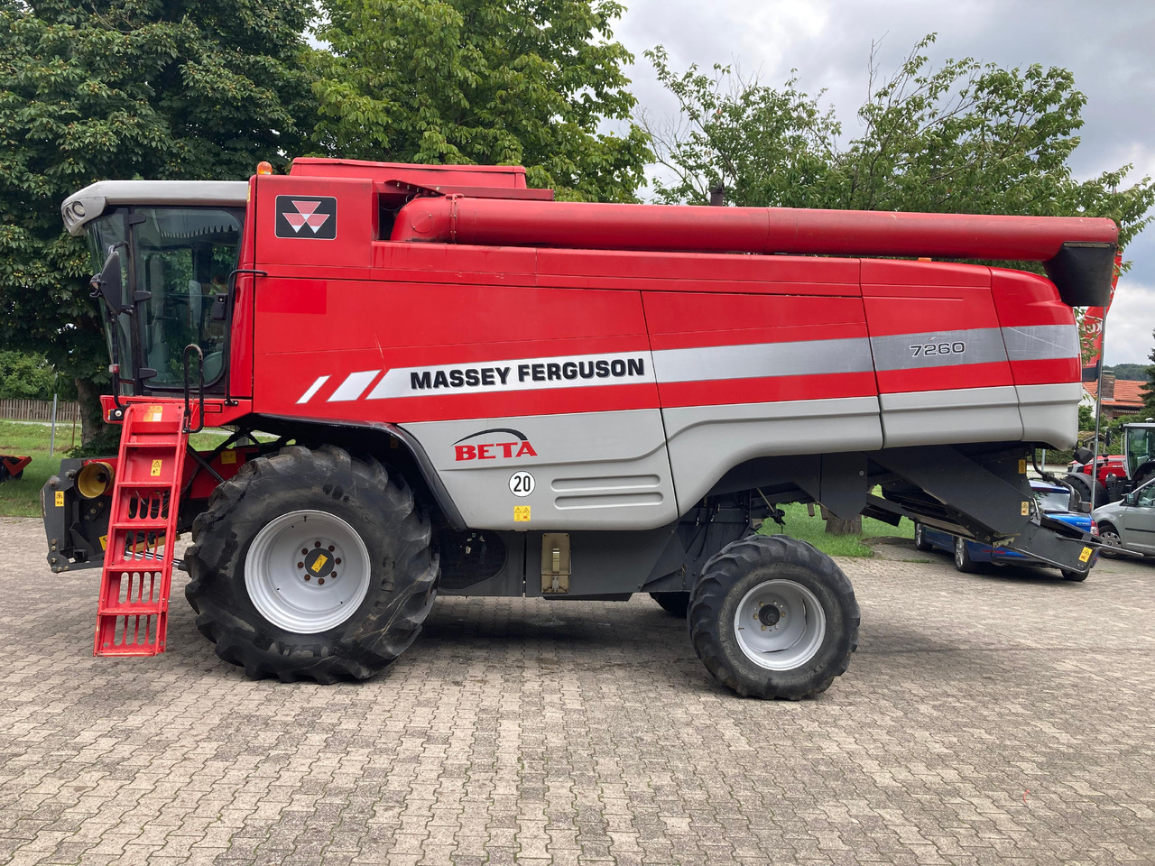 Massey Ferguson Beta 7260 - Cosechadora de granos: foto 1 Massey Ferguson Beta 7260 - Cosechadora de granos: foto 1
