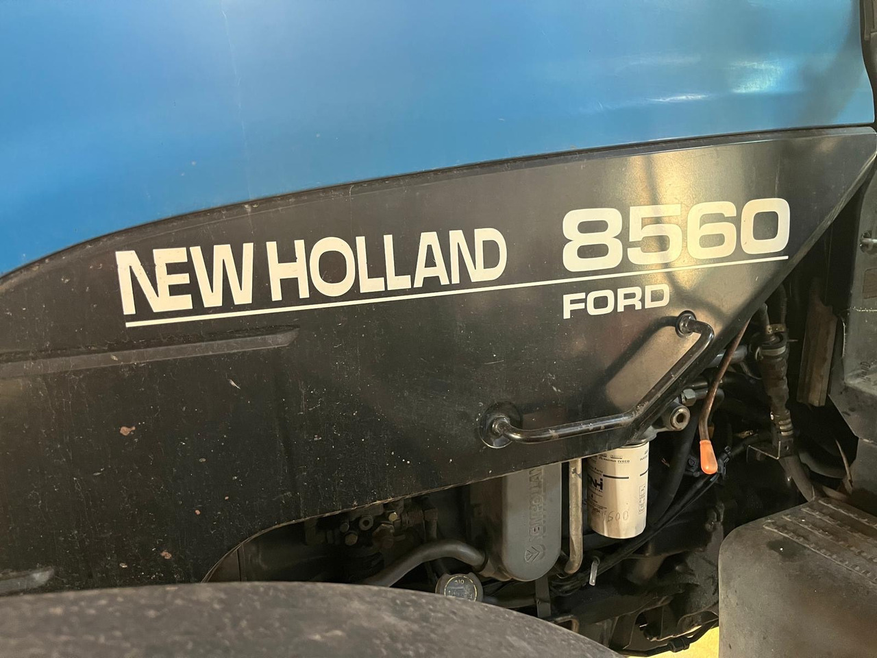 New Holland 8560 - Tractor: foto 4 New Holland 8560 - Tractor: foto 4