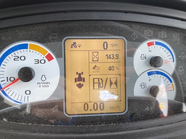 New Holland T5.100 - Tractor: foto 2 New Holland T5.100 - Tractor: foto 2