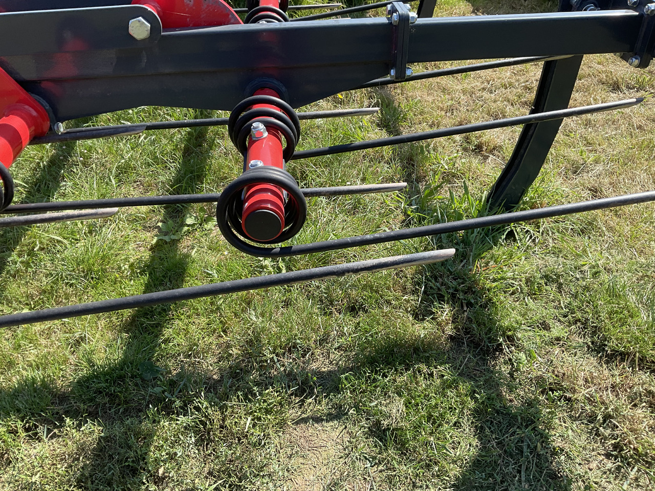 Saphir Strohstriegel Clear Star 300 - Grada: foto 2 Saphir Strohstriegel Clear Star 300 - Grada: foto 2