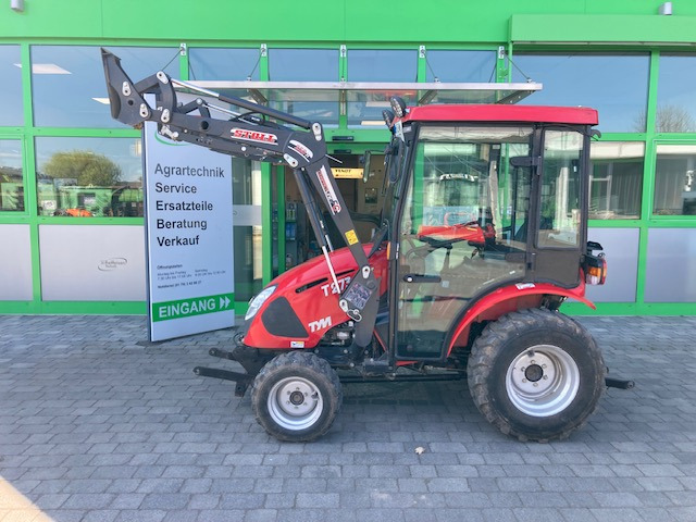 TYM T 273 HST - Tractor: foto 1 TYM T 273 HST - Tractor: foto 1