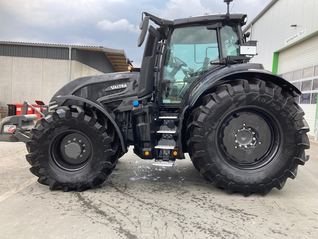 Valtra Q265 - Tractor: foto 1 Valtra Q265 - Tractor: foto 1