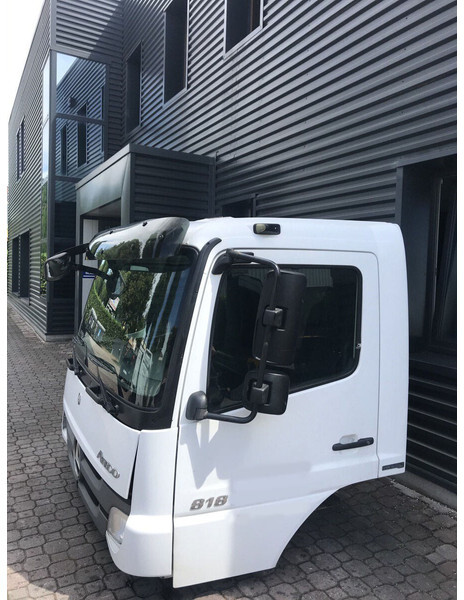 Mercedes-Benz Atego ,Axor - Cabina e interior para Camión: foto 5 Mercedes-Benz Atego ,Axor - Cabina e interior para Camión: foto 5