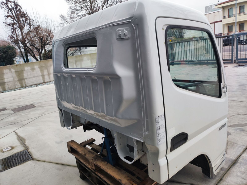 Cabina e interior para Camión Mitsubishi Fuso CANTER S TYPE EURO 5 EURO 6 MODEL: foto 10