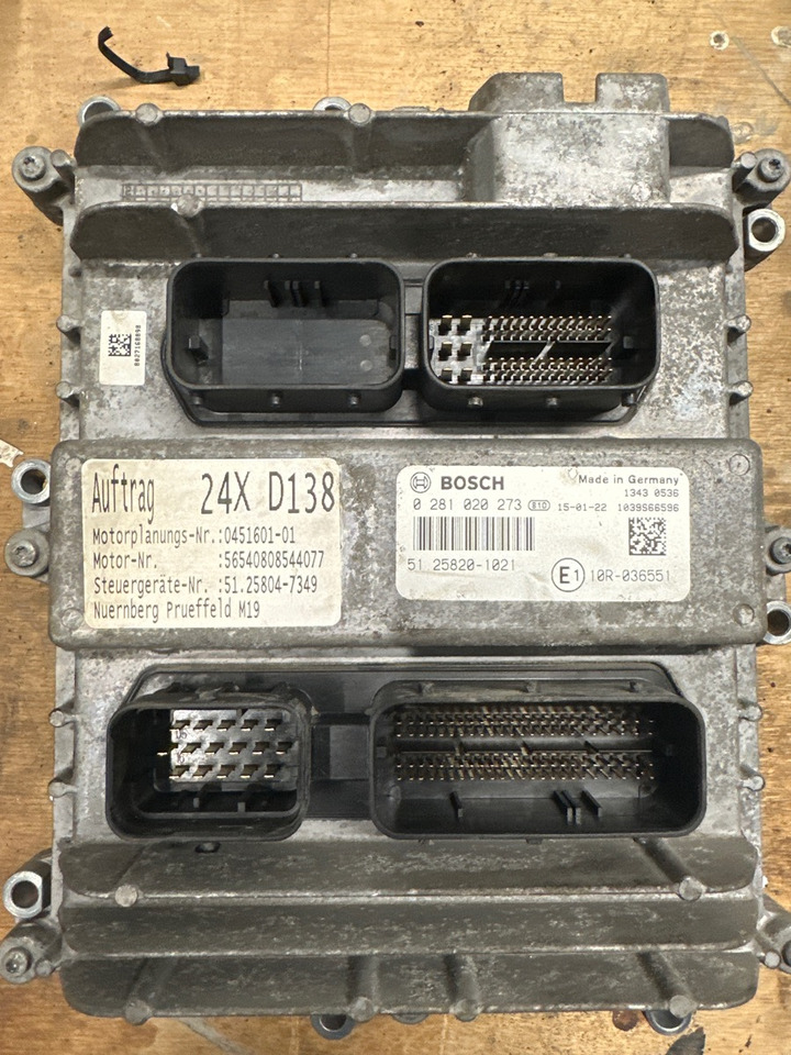 MAN ENGINE ECU 51.25804-7349 - Unidad de control para Camión: foto 1 MAN ENGINE ECU 51.25804-7349 - Unidad de control para Camión: foto 1