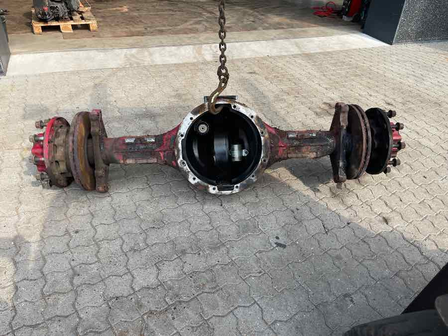 MAN REAR AXLE HYD-1370-04 // 81.35401-5801 - Eje y piezas para Camión: foto 1 MAN REAR AXLE HYD-1370-04 // 81.35401-5801 - Eje y piezas para Camión: foto 1