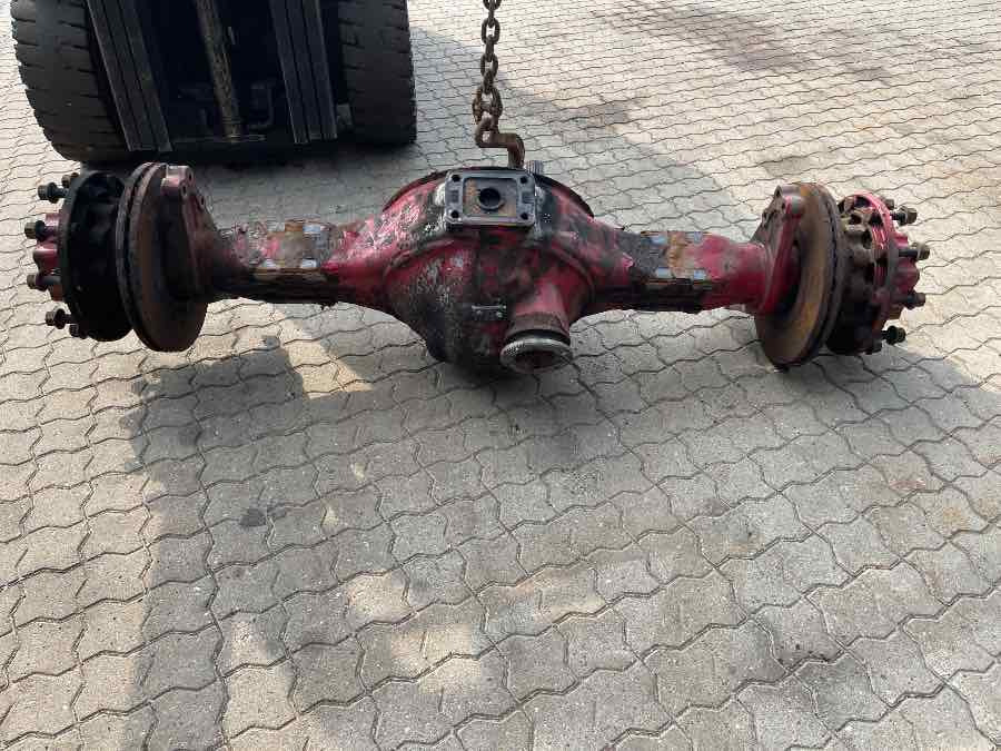 MAN REAR AXLE HYD-1370-04 // 81.35401-5801 - Eje y piezas para Camión: foto 2 MAN REAR AXLE HYD-1370-04 // 81.35401-5801 - Eje y piezas para Camión: foto 2
