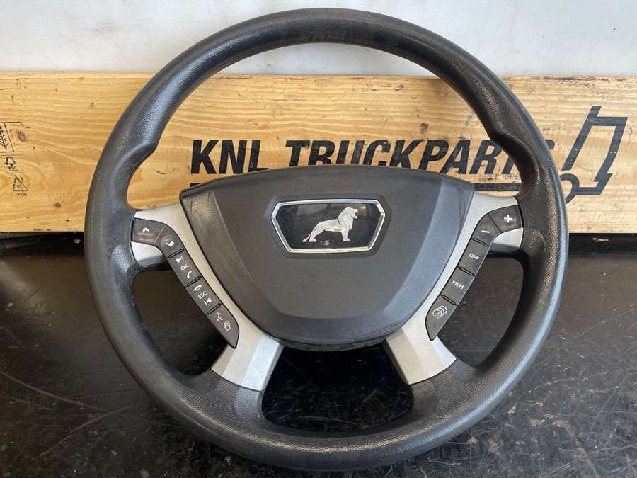 MAN STEERING WHEEL 81.46430-6047 - Dirección para Camión: foto 1 MAN STEERING WHEEL 81.46430-6047 - Dirección para Camión: foto 1