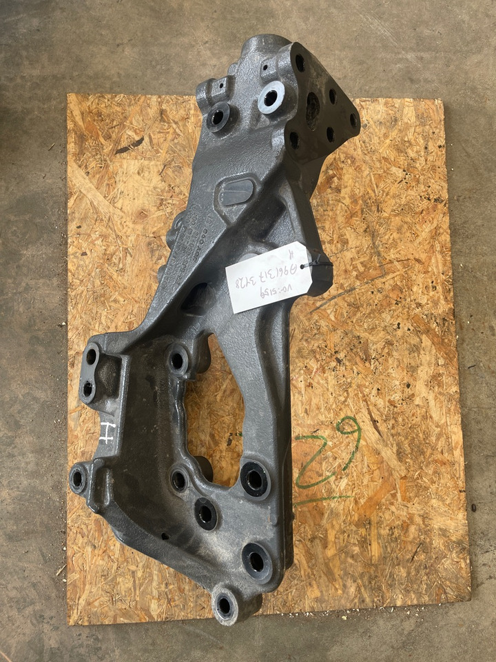 MERCEDES FRONT FRAME A9613173428 - Bastidor/ Chasis para Camión: foto 1 MERCEDES FRONT FRAME A9613173428 - Bastidor/ Chasis para Camión: foto 1