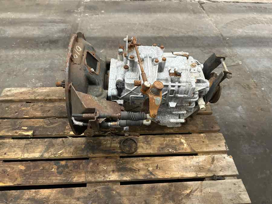 NISSAN ATELEON GEARBOX S5-42 // 1307050106 - Caja de cambios para Camión: foto 2 NISSAN ATELEON GEARBOX S5-42 // 1307050106 - Caja de cambios para Camión: foto 2