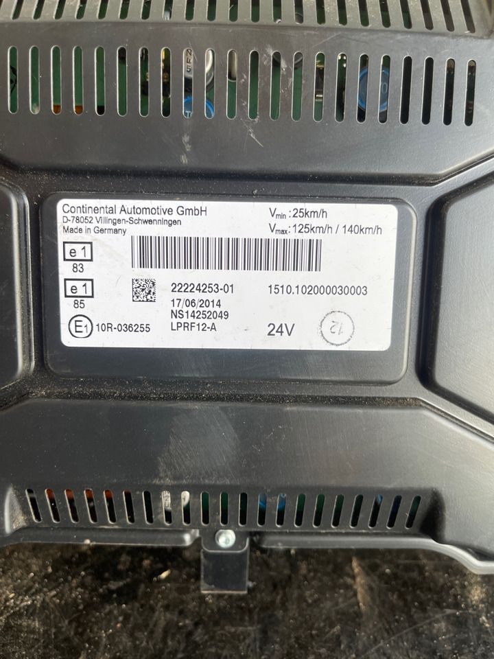 RENAULT CLUSTER INSTRUMENT 7424691190 - Cabina e interior para Camión: foto 2 RENAULT CLUSTER INSTRUMENT 7424691190 - Cabina e interior para Camión: foto 2