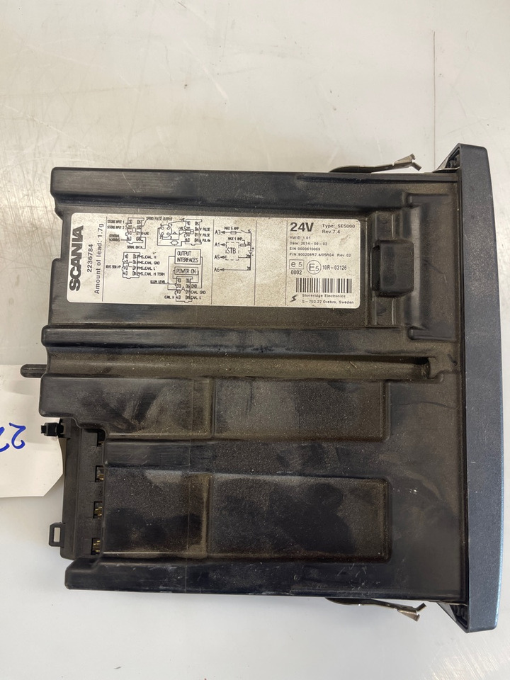 SCANIA 2236784 - Cabezal de bloque para Camión: foto 1 SCANIA 2236784 - Cabezal de bloque para Camión: foto 1