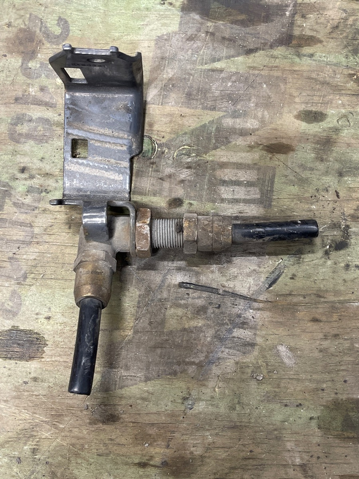 SCANIA 2480321 - Cabezal de bloque para Camión: foto 1 SCANIA 2480321 - Cabezal de bloque para Camión: foto 1