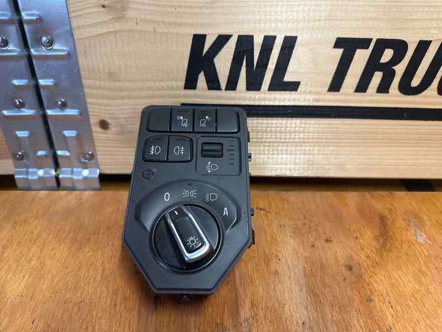 SCANIA DOOR CONTROL MODULE 2673079 - Sistema eléctrico para Camión: foto 1 SCANIA DOOR CONTROL MODULE 2673079 - Sistema eléctrico para Camión: foto 1