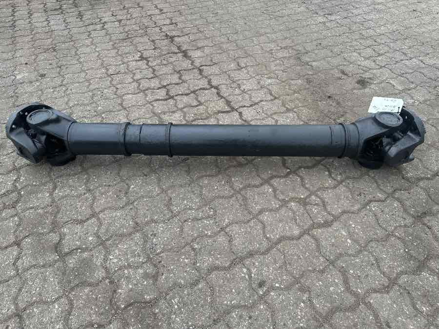 SCANIA PROPSHAFT P602 1802979 - Árbol de transmisión para Camión: foto 2 SCANIA PROPSHAFT P602 1802979 - Árbol de transmisión para Camión: foto 2