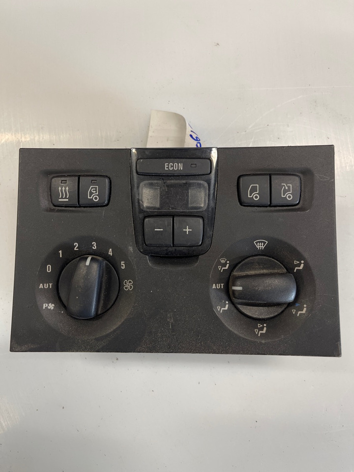 SCANIA S67 ECON : 1891042 - Cabezal de bloque para Camión: foto 2 SCANIA S67 ECON : 1891042 - Cabezal de bloque para Camión: foto 2