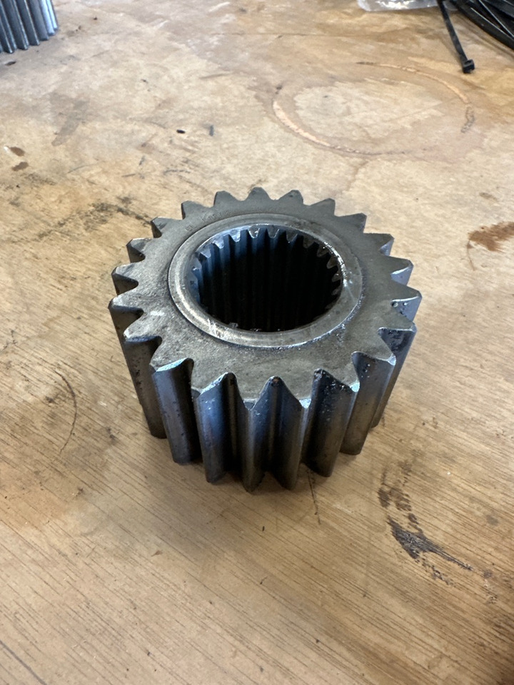 SCANIA SUNWHEEL 1414588 - Cabezal de bloque para Camión: foto 1 SCANIA SUNWHEEL 1414588 - Cabezal de bloque para Camión: foto 1