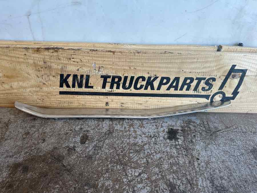 SCANIA TRIM PANEL 2638809 - Cabina e interior para Camión: foto 1 SCANIA TRIM PANEL 2638809 - Cabina e interior para Camión: foto 1