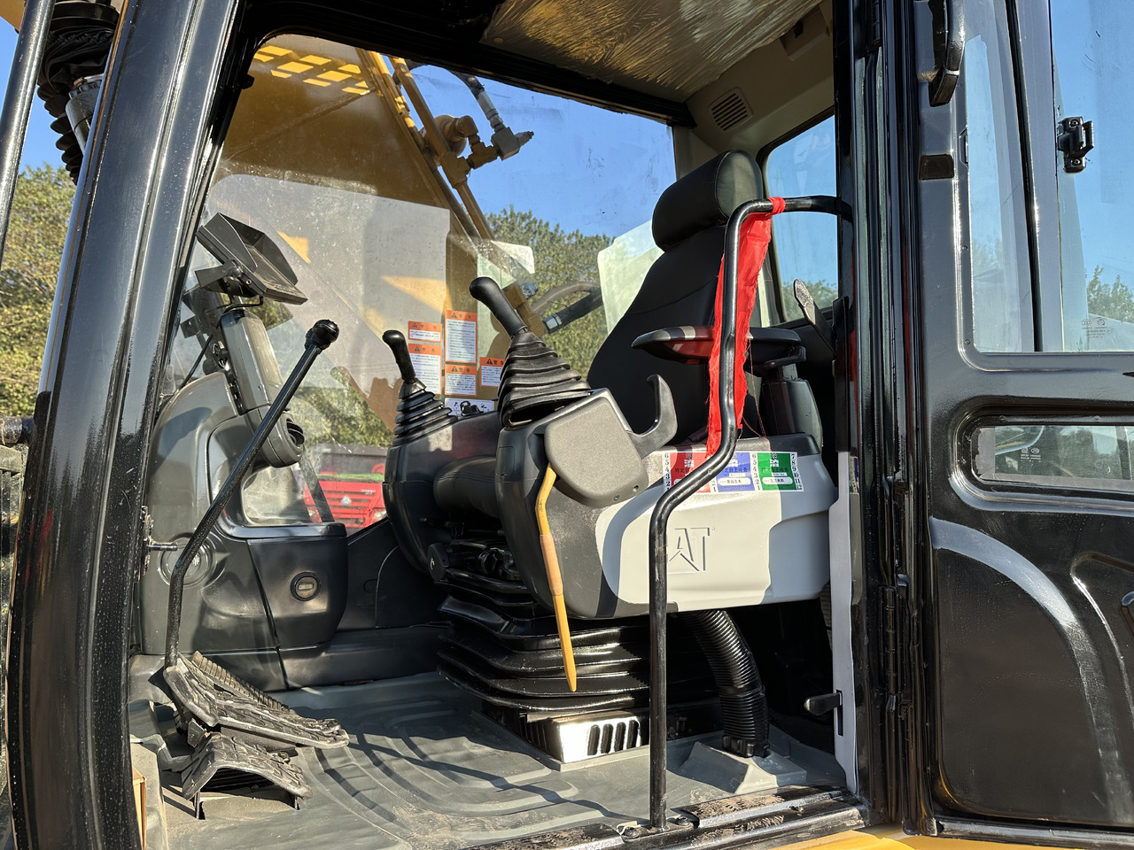 Excavadora de cadenas CAT 320D2L: foto 7 Excavadora de cadenas CAT 320D2L: foto 7