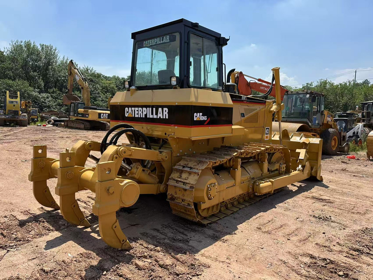 CAT D6G - Bulldozer: foto 2 CAT D6G - Bulldozer: foto 2