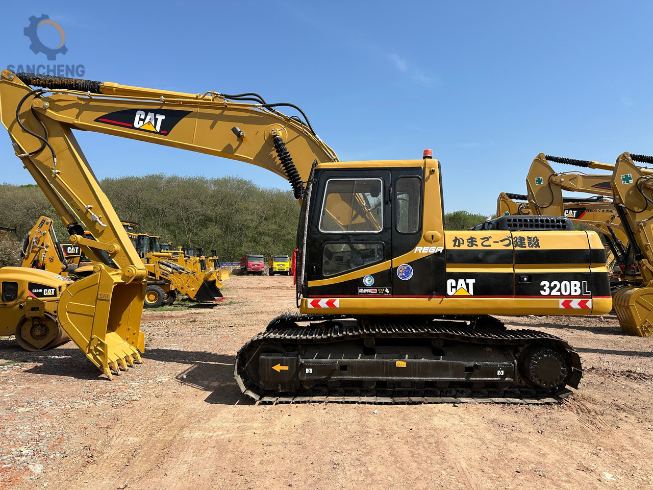 CATERPILLAR 320BL - Excavadora de cadenas: foto 1 CATERPILLAR 320BL - Excavadora de cadenas: foto 1
