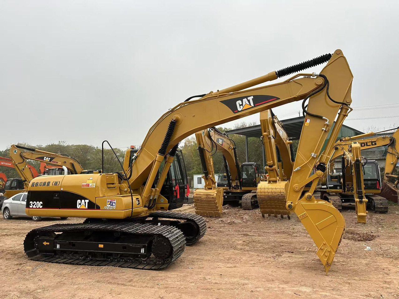 CATERPILLAR 320C - Excavadora de cadenas: foto 2 CATERPILLAR 320C - Excavadora de cadenas: foto 2