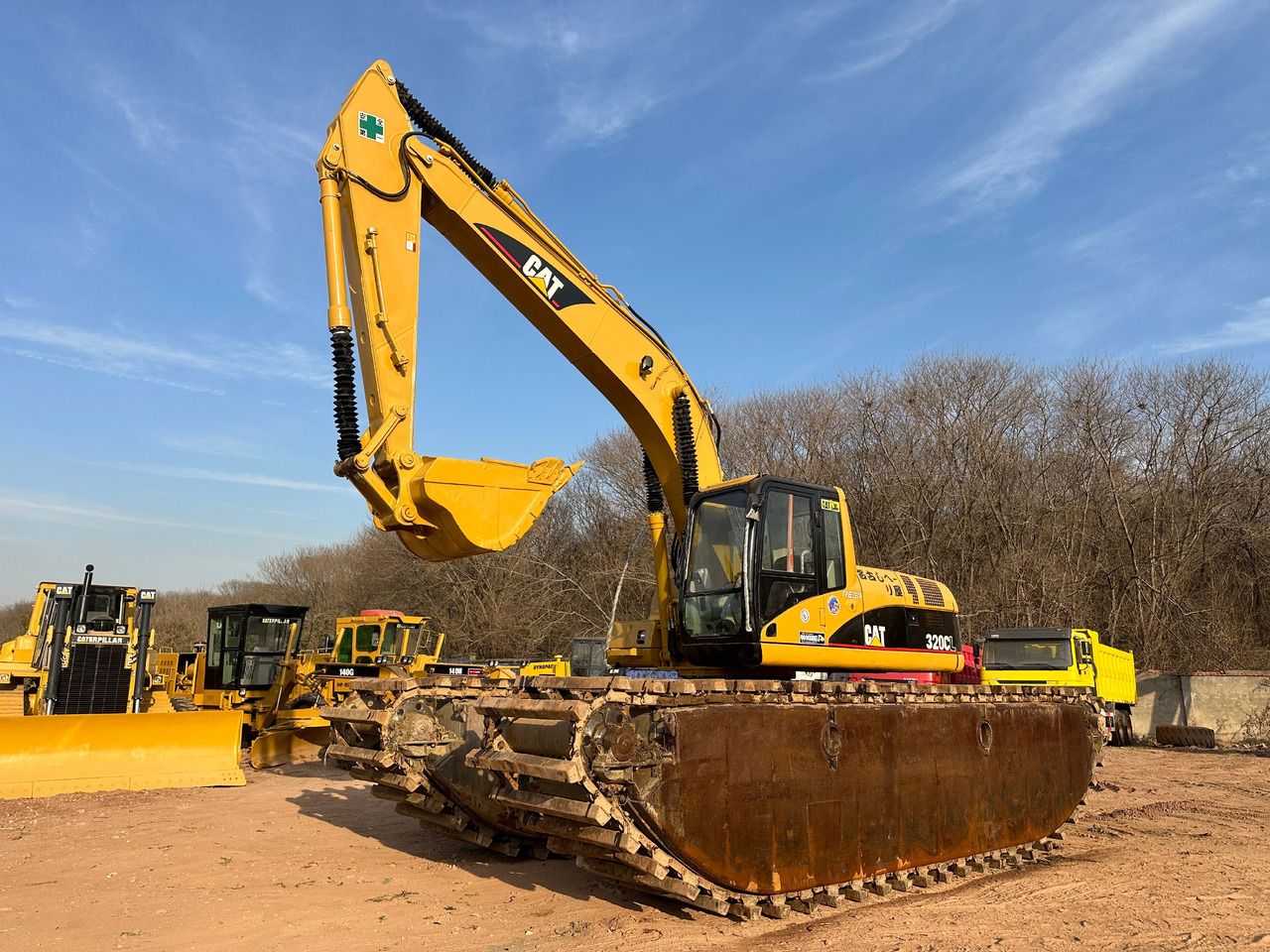 CATERPILLAR 320CL - Excavadora anfibia: foto 1 CATERPILLAR 320CL - Excavadora anfibia: foto 1