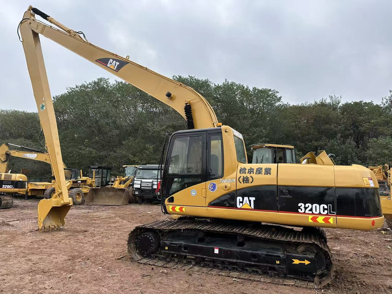 CATERPILLAR 320CL long reach excavator - Excavadora de cadenas: foto 2 CATERPILLAR 320CL long reach excavator - Excavadora de cadenas: foto 2