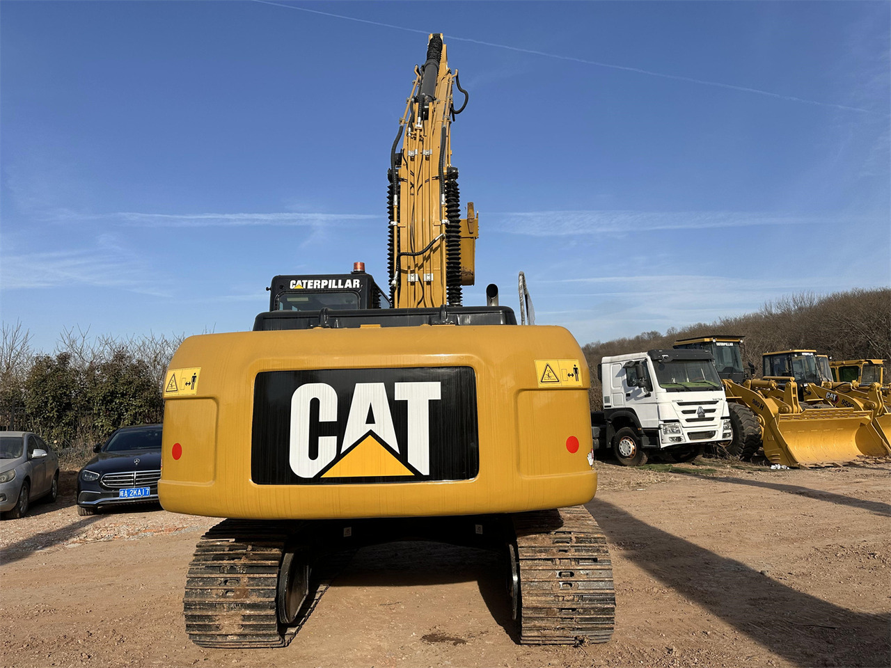 CATERPILLAR 320DL - Excavadora de cadenas: foto 4 CATERPILLAR 320DL - Excavadora de cadenas: foto 4