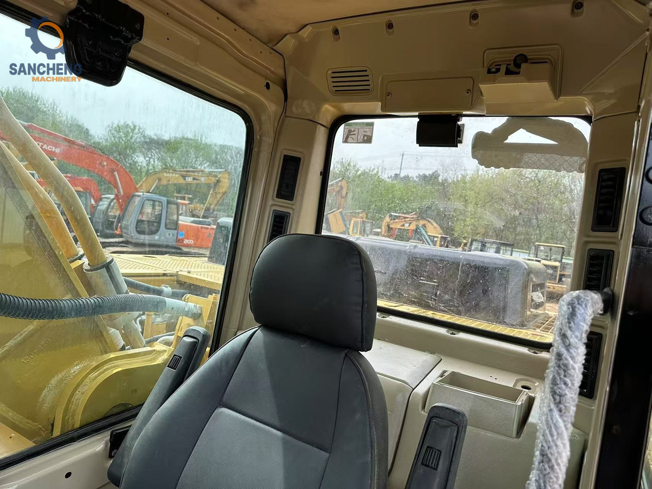 Excavadora de cadenas CATERPILLAR 330BL: foto 8