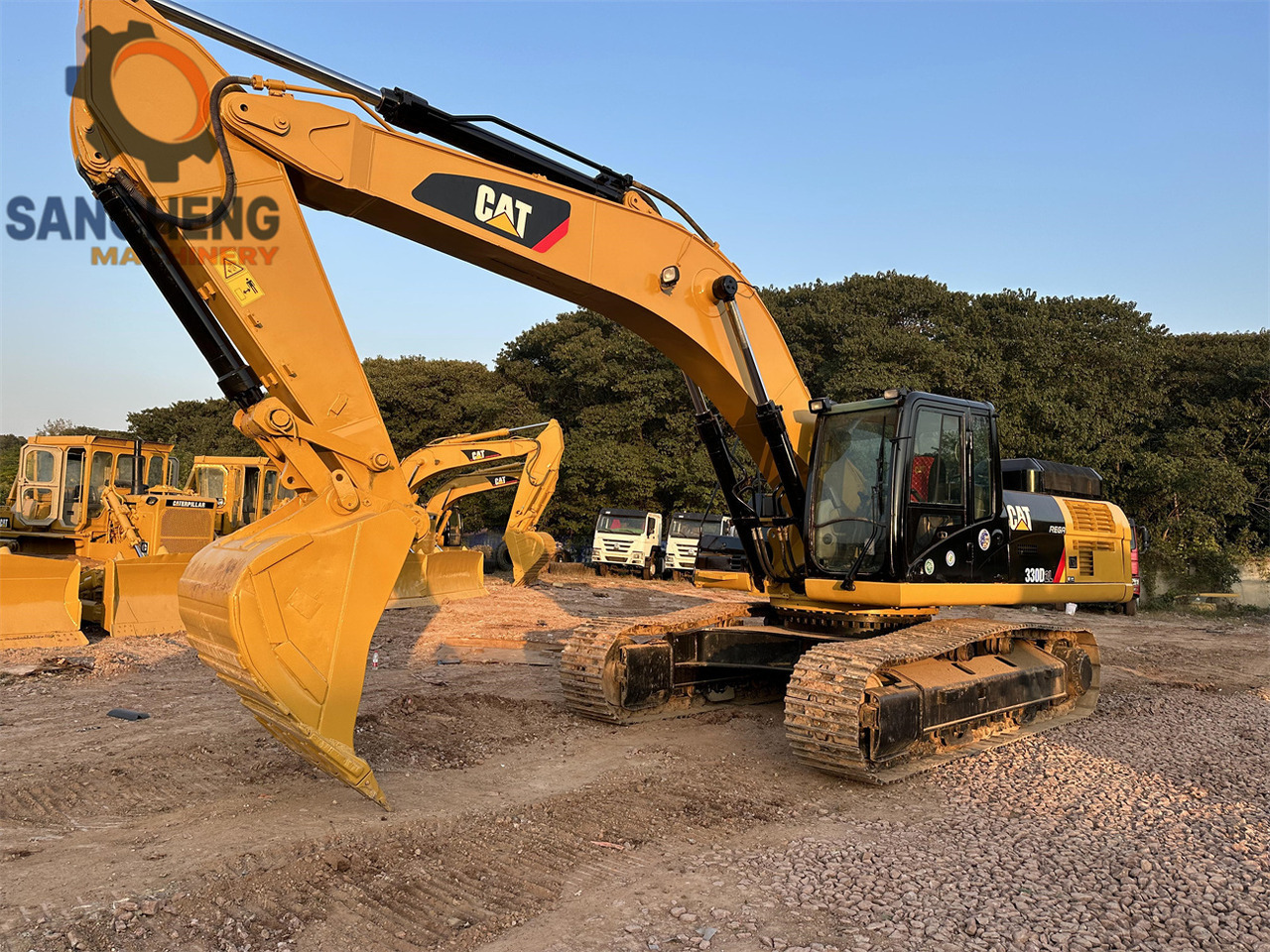 Excavadora de cadenas CATERPILLAR 330D2L: foto 7