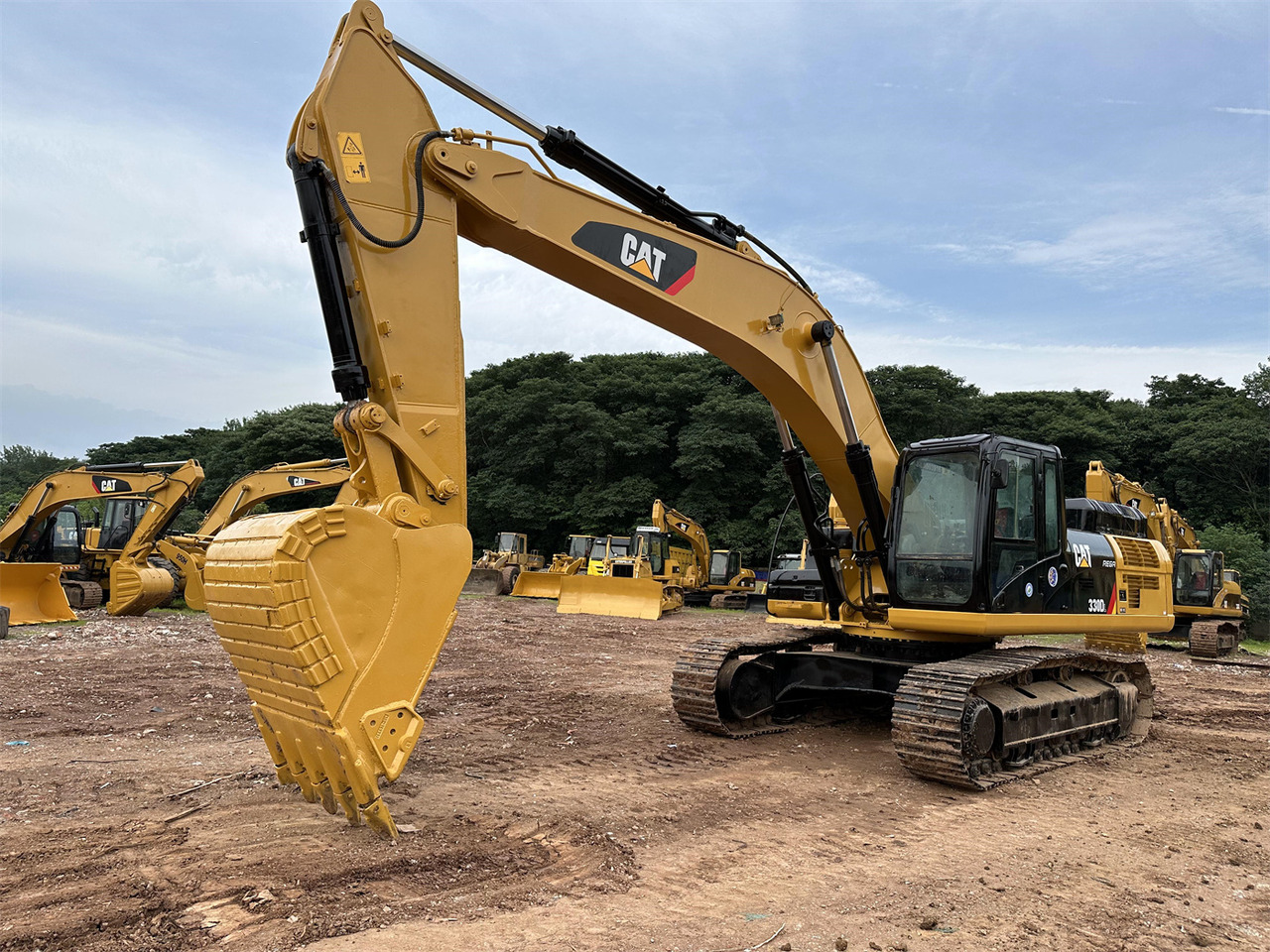 Excavadora de cadenas CATERPILLAR 330DL: foto 9
