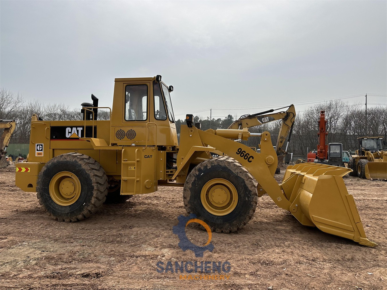 Cargadora de ruedas CATERPILLAR 966C: foto 12