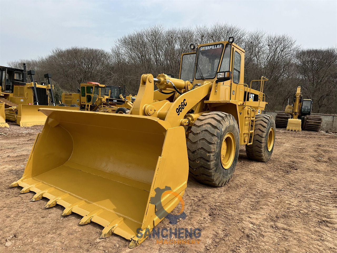 Cargadora de ruedas CATERPILLAR 966C: foto 11