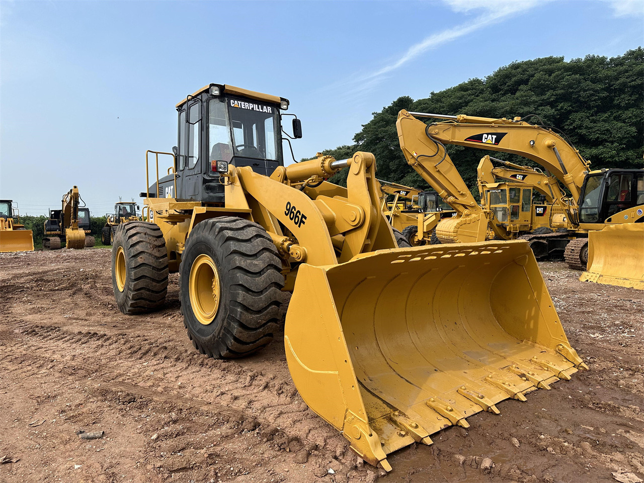 CATERPILLAR 966F - Cargadora de ruedas: foto 1 CATERPILLAR 966F - Cargadora de ruedas: foto 1