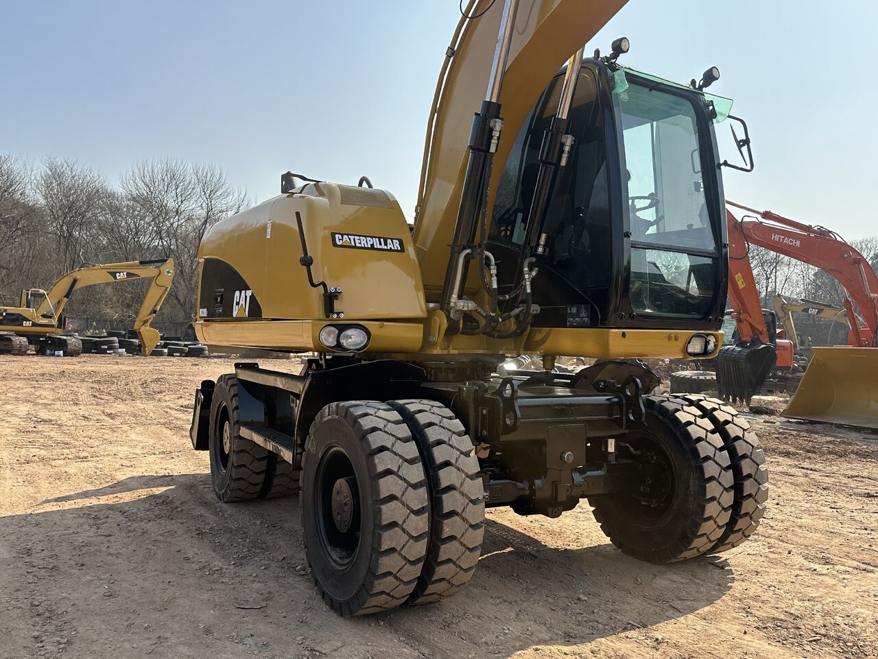 CATERPILLAR M 320 D - Excavadora de ruedas: foto 5 CATERPILLAR M 320 D - Excavadora de ruedas: foto 5