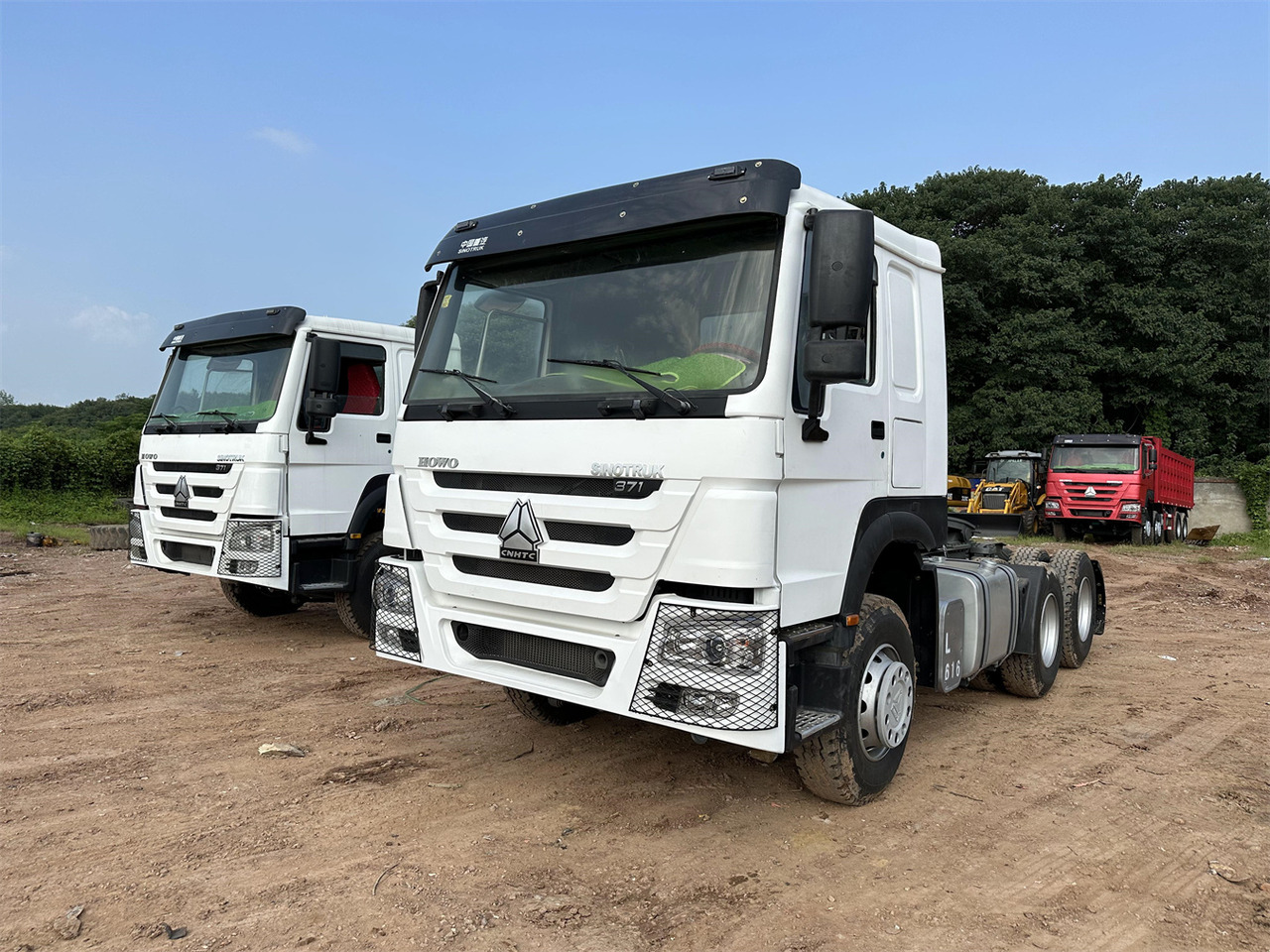 SINOTRUK HOWO 371 Tractor 6X4 - Cabeza tractora: foto 2 SINOTRUK HOWO 371 Tractor 6X4 - Cabeza tractora: foto 2
