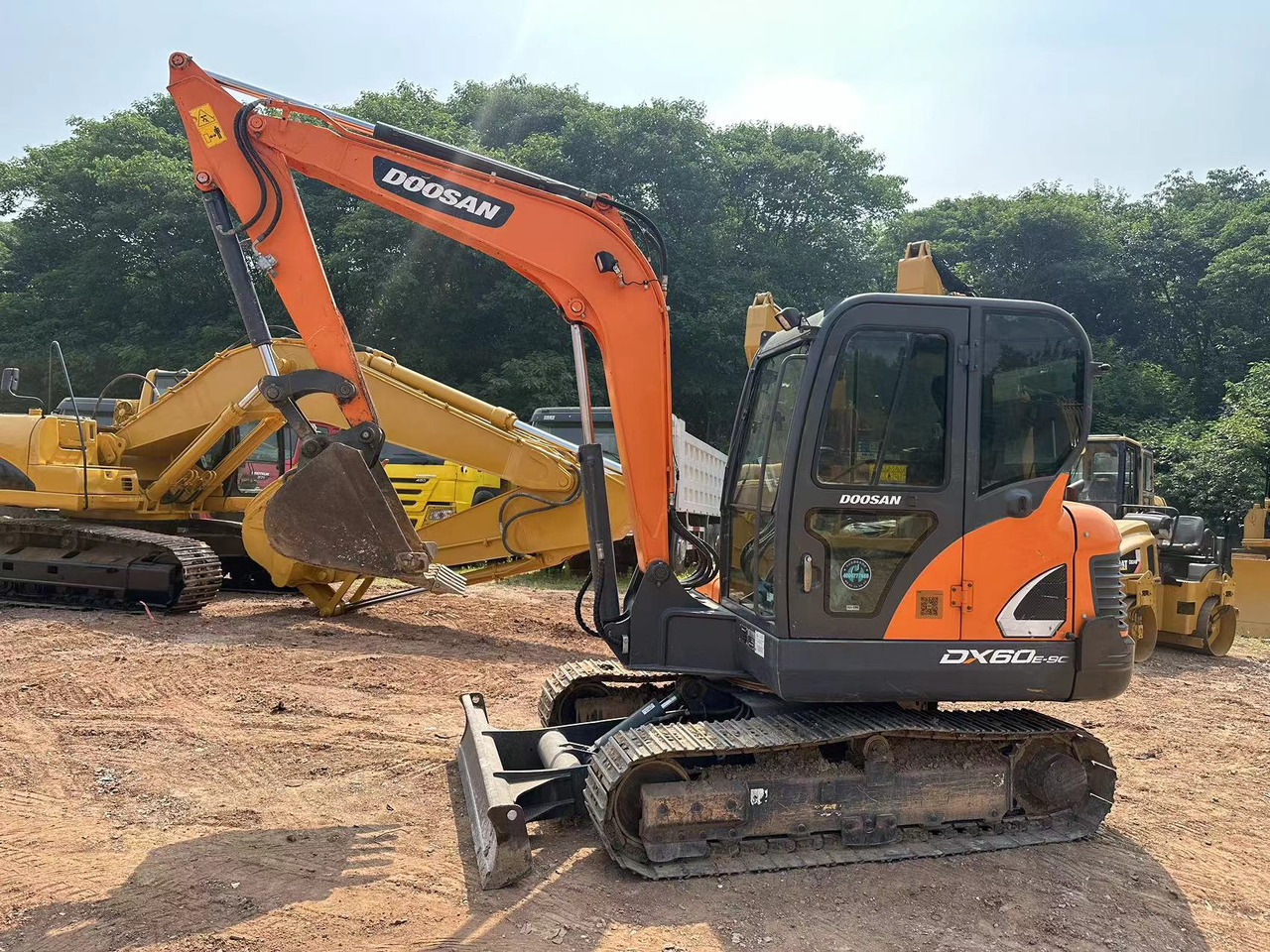 DOOSAN DX60 - Miniexcavadora: foto 1 DOOSAN DX60 - Miniexcavadora: foto 1