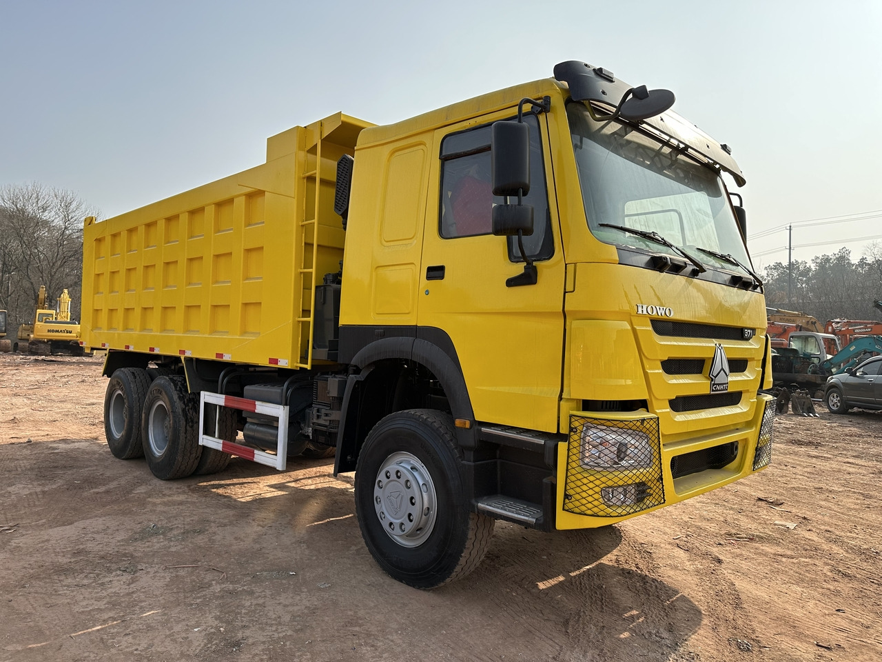 SINOTRUK Howo Dump truck 371 - Volquete camión: foto 1 SINOTRUK Howo Dump truck 371 - Volquete camión: foto 1