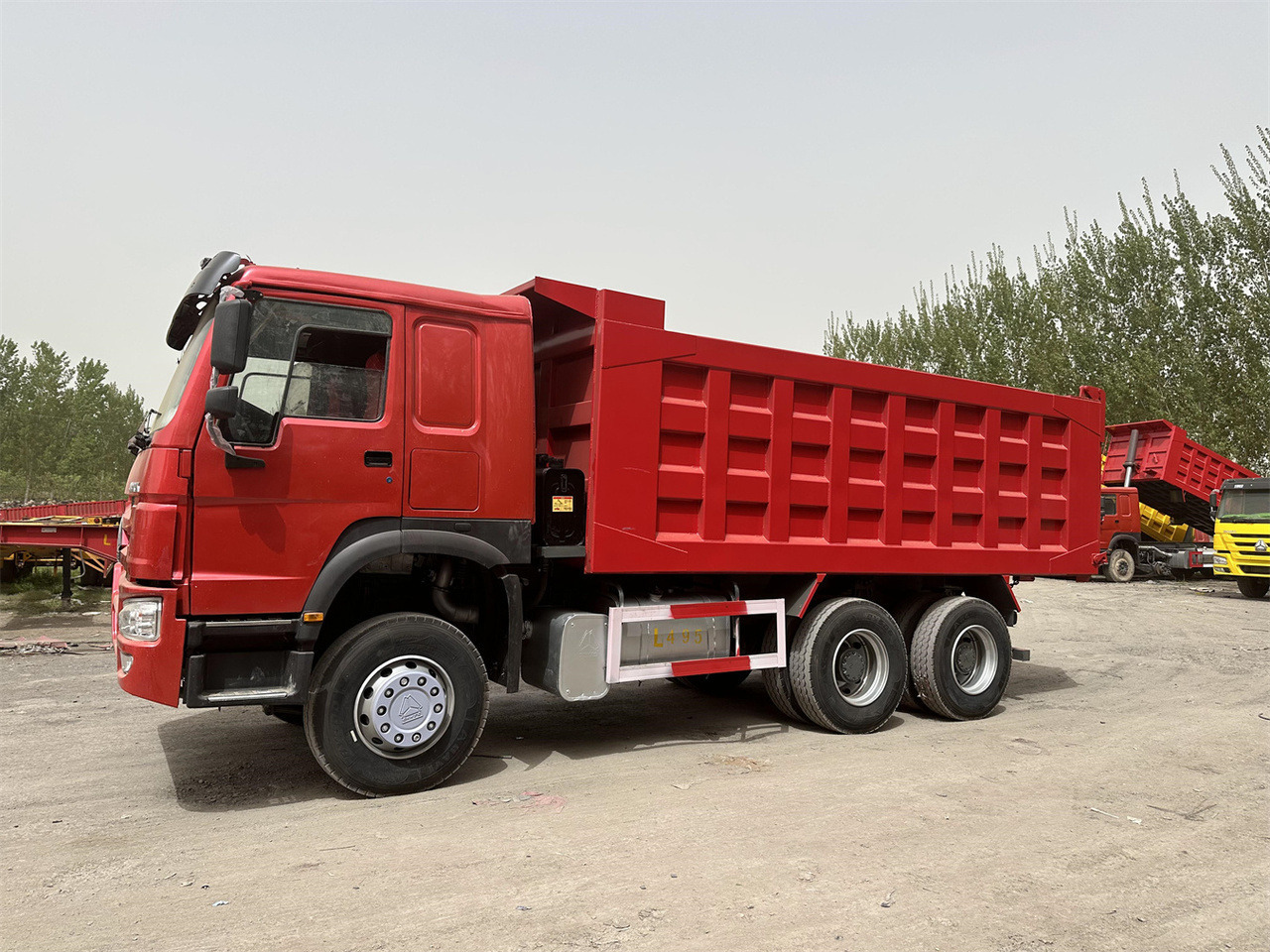 SINOTRUK Howo Dump truck 371 - Volquete camión: foto 5 SINOTRUK Howo Dump truck 371 - Volquete camión: foto 5