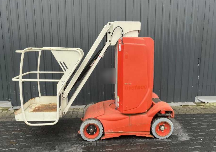 Haulotte STAR 10-1 - Plataforma de mástil vertical: foto 2 Haulotte STAR 10-1 - Plataforma de mástil vertical: foto 2