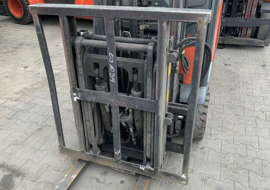 Kaup 1T141S - Implemento para Equipo de manutención: foto 1 Kaup 1T141S - Implemento para Equipo de manutención: foto 1