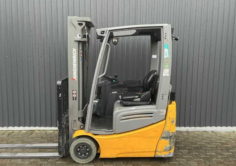 Jungheinrich EFG215 - Carretilla elevadora eléctrica: foto 2 Jungheinrich EFG215 - Carretilla elevadora eléctrica: foto 2