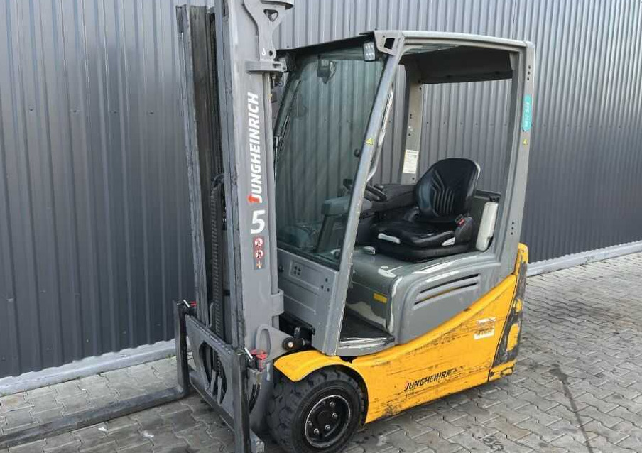 Jungheinrich EFG218k - Carretilla elevadora eléctrica: foto 1 Jungheinrich EFG218k - Carretilla elevadora eléctrica: foto 1