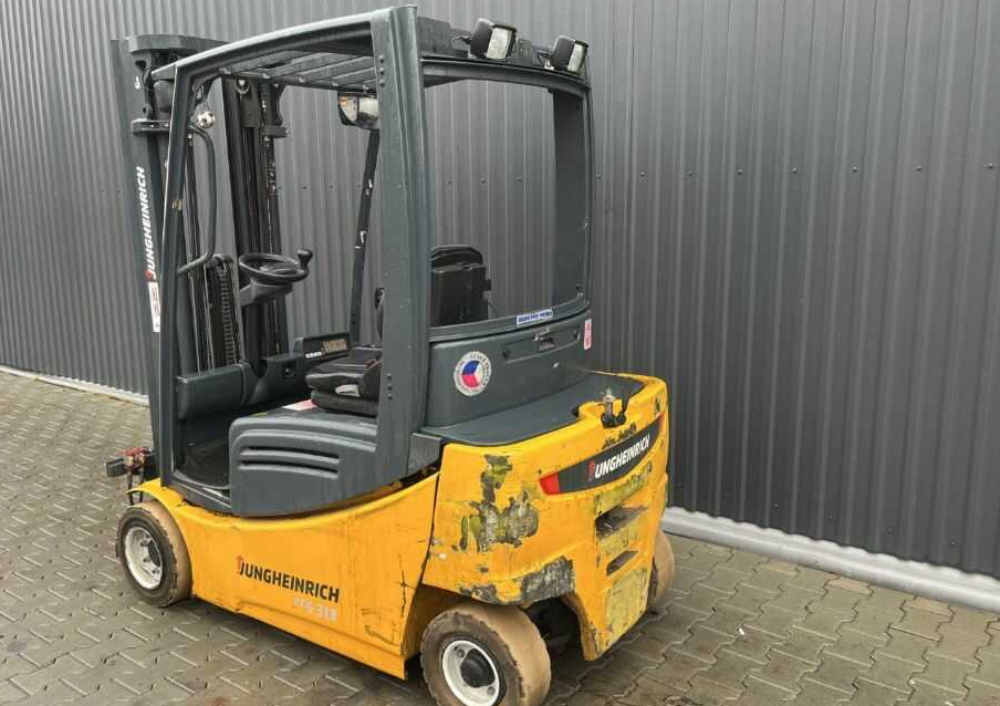 Jungheinrich EFG318 - Carretilla elevadora eléctrica: foto 3 Jungheinrich EFG318 - Carretilla elevadora eléctrica: foto 3