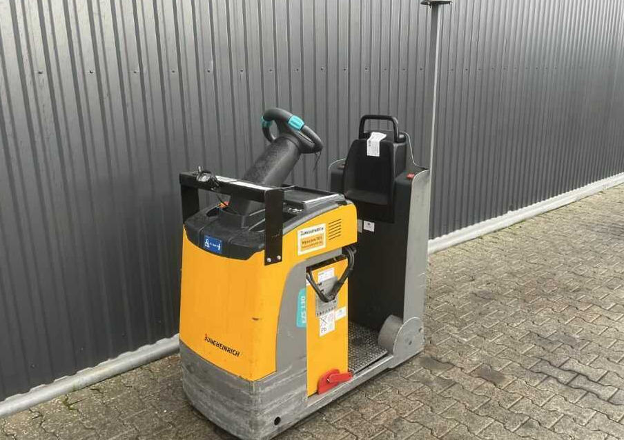 Jungheinrich EZS130 - Remolcadora: foto 1 Jungheinrich EZS130 - Remolcadora: foto 1