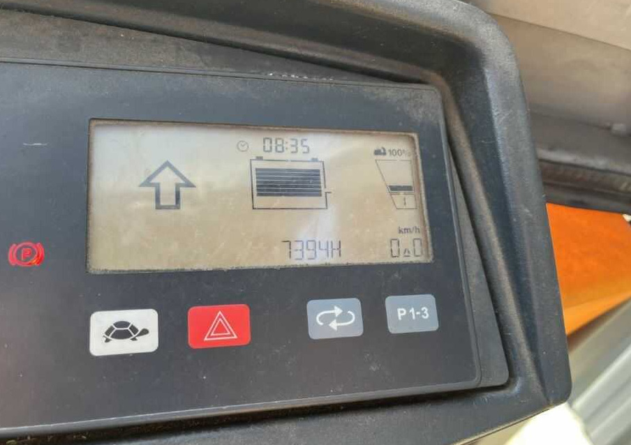 Jungheinrich EZS570 - Remolcadora: foto 5 Jungheinrich EZS570 - Remolcadora: foto 5