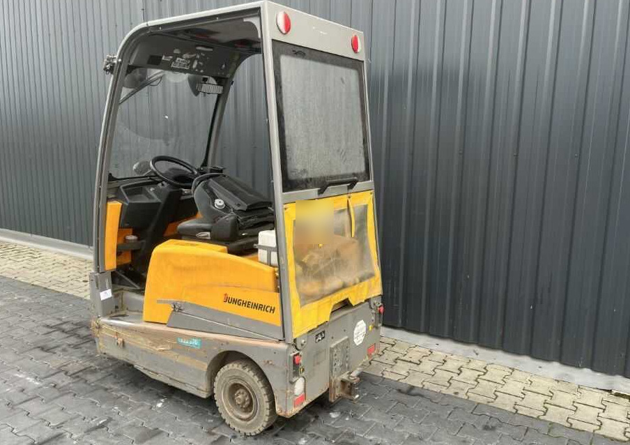 Jungheinrich EZS570 - Remolcadora: foto 3 Jungheinrich EZS570 - Remolcadora: foto 3