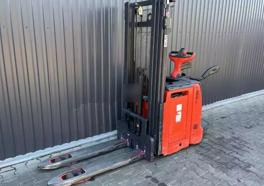 Linde D14AP - Apilador: foto 1 Linde D14AP - Apilador: foto 1